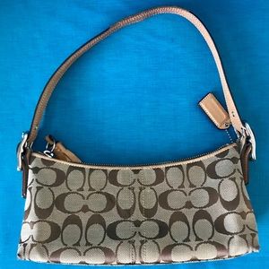 Vintage Coach Purse 👜Khaki